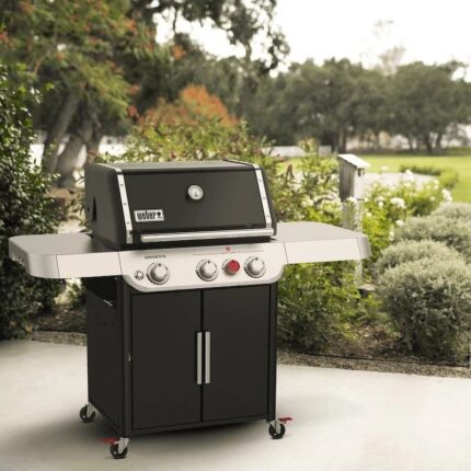 Weber Genesis E-325s Propane GAS GrillÂ Black